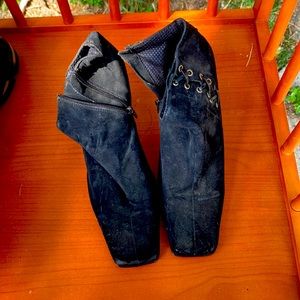 Fashion bug ankle boots